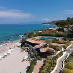 Porto Pirgos Ξενοδοχείο 5*