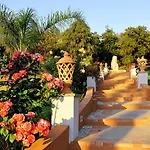 Ξενοδοχείο Porto Pirgos