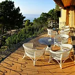 Ξενοδοχείο Porto Pirgos 5*