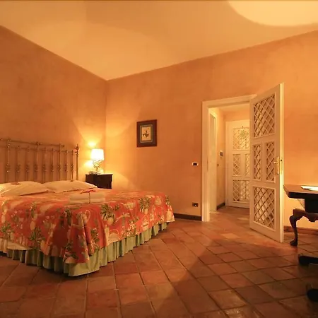 Porto Pirgos Hotel