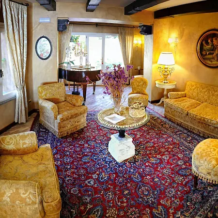 Porto Pirgos 5* Паргелия
