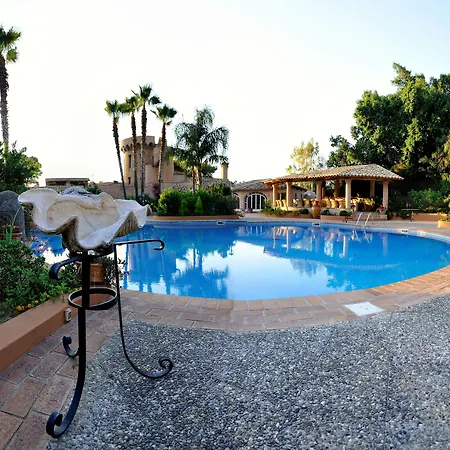 Porto Pirgos 5* Паргелия