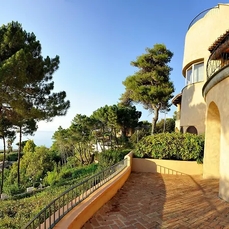 Porto Pirgos 5* Паргелия