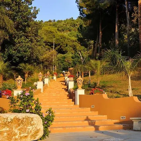 Hotel Porto Pirgos Parghelia