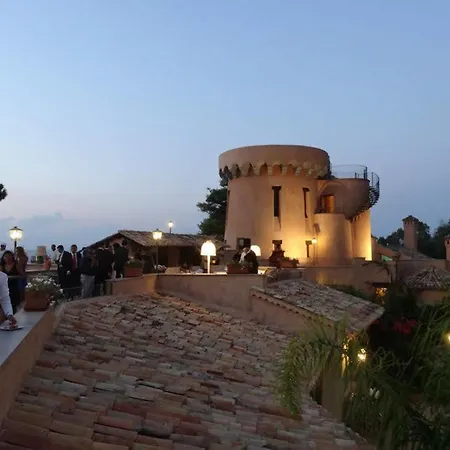 Porto Pirgos Hotel