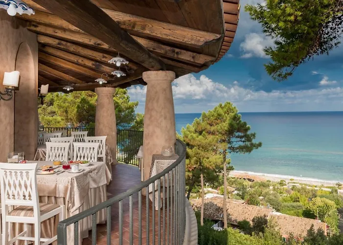 Hotel Porto Pirgos Parghelia