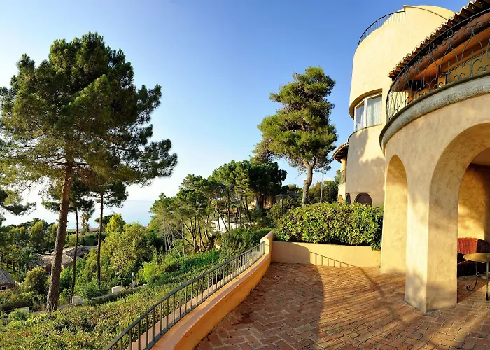 Porto Pirgos 5* Parghelia