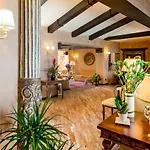 Porto Pirgos Hotel