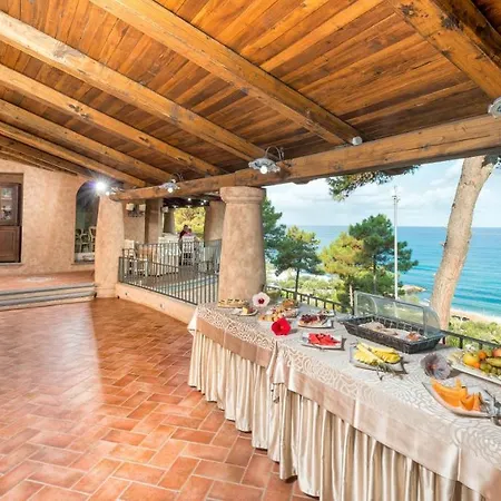 Hotel Porto Pirgos