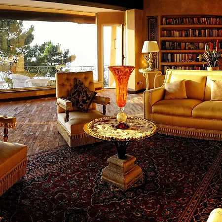 Porto Pirgos Parghelia