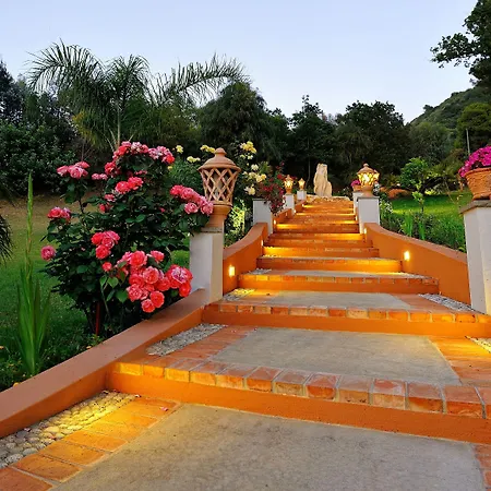 Porto Pirgos Szálloda Parghelia